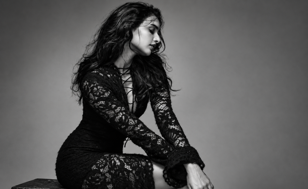 Triptii Dimri height measurements and biography profile photo on red carpet.